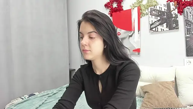 Lovely Audrey online show from December 2025 01:30:02 AM