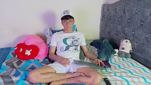 andrew dann online show from March 2026 10:38:01 PM