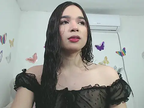 Snapshot of dulce_sophii chatting on December 2025 03:44:01 AM dulce sophii online show from December 2025 03:44:01 AM