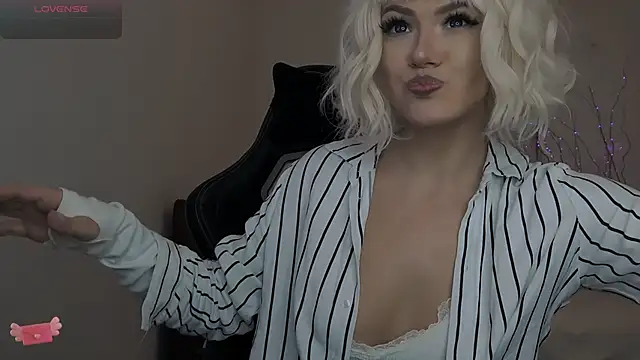 MiniMuse online show from November 2025 03:12:01 PM