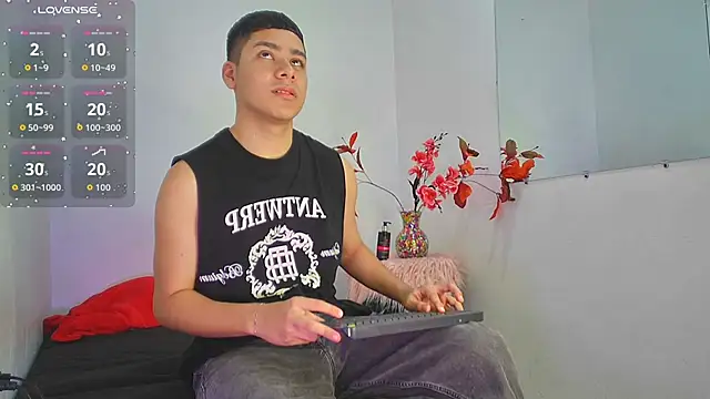 Lucastorrez01 online show from December 2025 03:16:02 AM