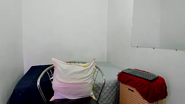 Lucastorrez01 online show from June 2026 10:55:01 PM