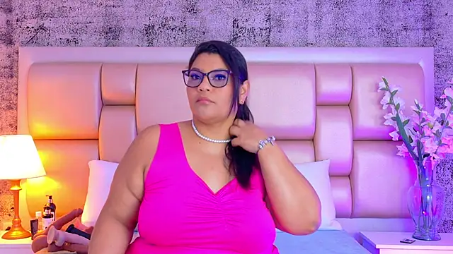 SelennaCooper online show from March 2026 11:51:01 AM