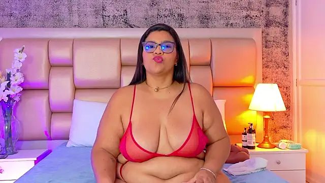 SelennaCooper online show from March 2026 11:43:02 AM