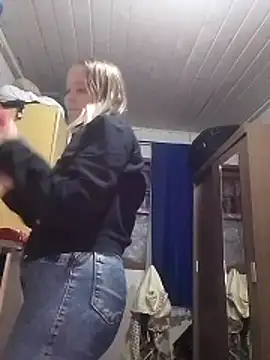 minagostosa123 online show from April 2026 12:34:01 AM