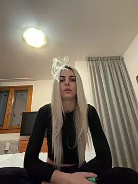 Snapshot of feliciafelon chatting on February 2026 04:15:02 PM feliciafelon online show from February 2026 04:15:02 PM