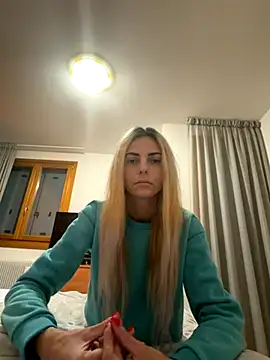 Snapshot of feliciafelon chatting on December 2025 05:45:01 PM feliciafelon online show from December 2025 05:45:01 PM