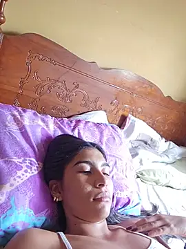 skinnyrox online show from May 2026 06:09:01 PM