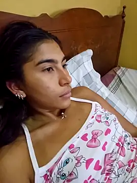 skinnyrox online show from April 2026 10:02:02 PM