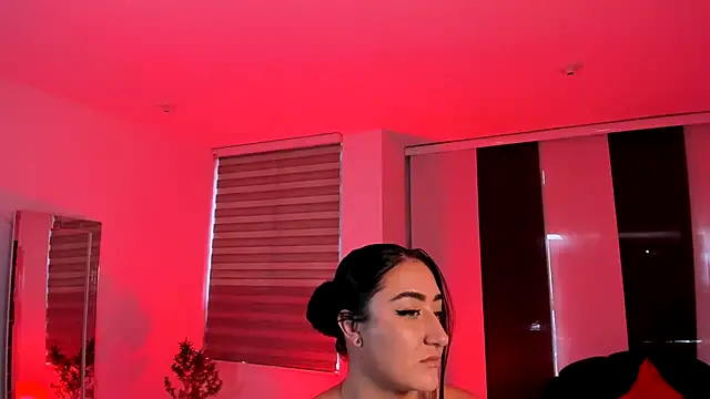 -Kennya online show from December 2025 09:42:01 PM