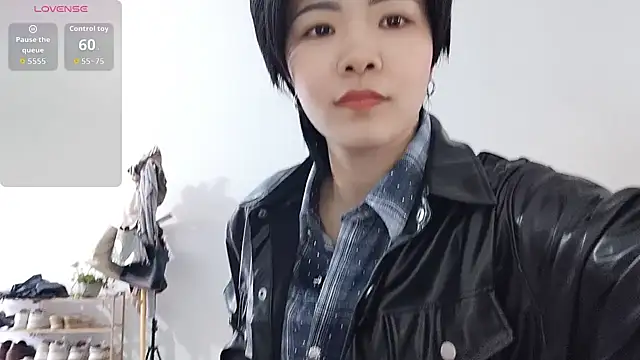 adele8731 online show from December 2025 05:32:01 AM