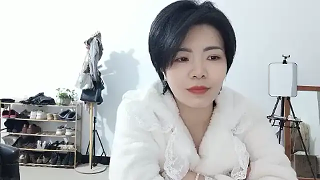 adele8731 online show from December 2025 02:54:02 PM