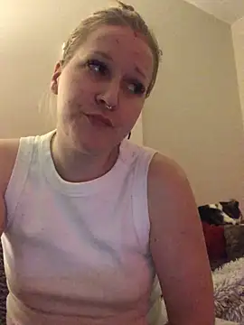 Snapshot of Wetkymistry chatting on February 2026 03:37:02 AM Wetkymistry online show from February 2026 03:37:02 AM