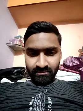 smartboy9smit online show from December 2025 04:10:02 PM