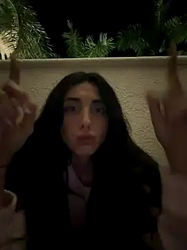 Snapshot of sometimesmiachristina chatting on December 2025 05:24:02 AM sometimesmiachristina online show from December 2025 05:24:02 AM