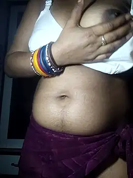 sexy pihu9 online show from April 2026 06:00:02 PM