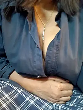 Curvy Diksha online show from November 2025 04:44:02 PM