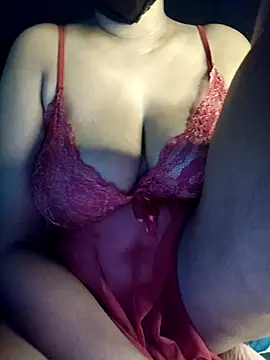 Curvy Diksha online show from November 2025 06:45:01 PM