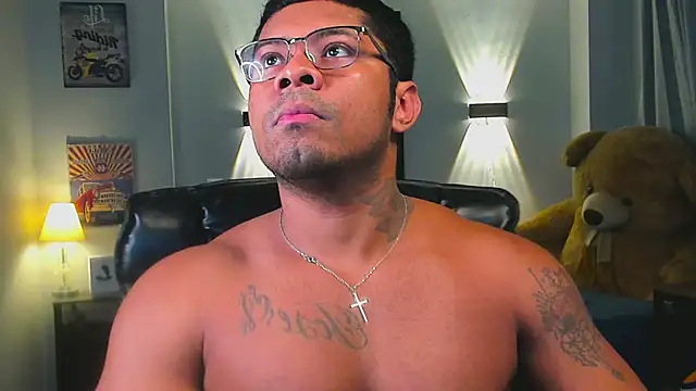 LEONHDZ online show from February 2026 04:22:01 AM