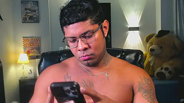 LEONHDZ online show from February 2026 11:48:02 PM