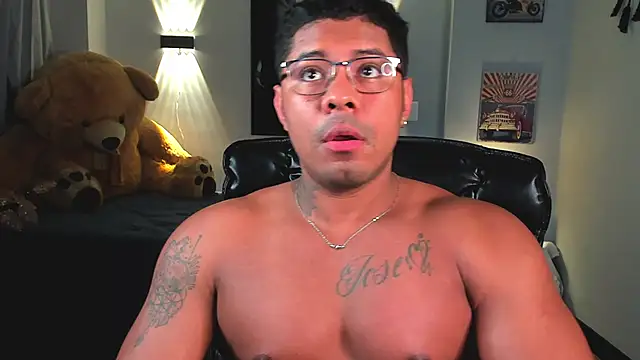 LEONHDZ online show from November 2025 05:28:02 AM