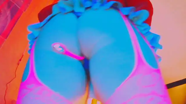 BESTLOLA online show from February 2026 10:00:01 AM