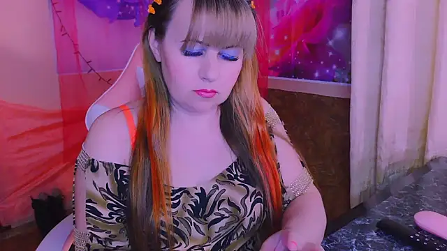 BESTLOLA online show from April 2026 08:49:01 AM