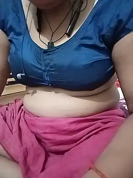 Snapshot of Menka_cut34 chatting on June 2026 09:53:01 PM Menka cut34 online show from June 2026 09:53:01 PM