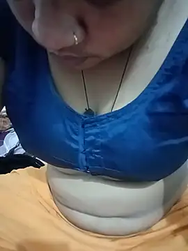 Snapshot of Menka_cut34 chatting on July 2026 11:19:02 PM Menka cut34 online show from July 2026 11:19:02 PM