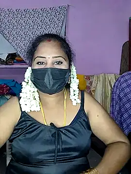 Snapshot of Tamil_devagi chatting on April 2026 06:05:02 PM Tamil devagi online show from April 2026 06:05:02 PM