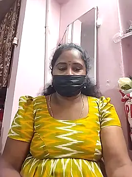 Snapshot of Tamil_devagi chatting on November 2025 02:18:02 PM Tamil devagi online show from November 2025 02:18:02 PM