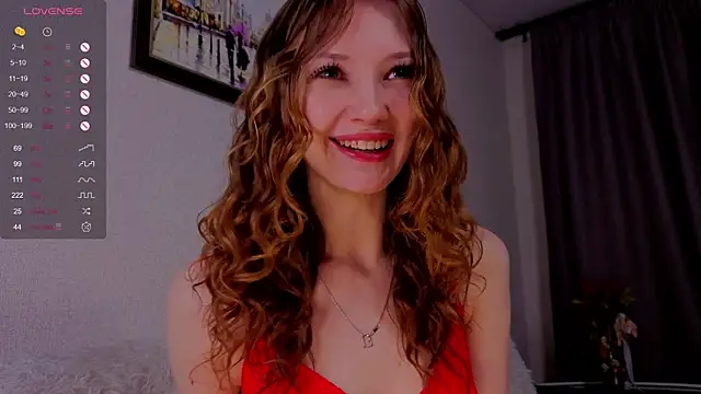 Alisavine online show from May 2026 07:30:01 PM