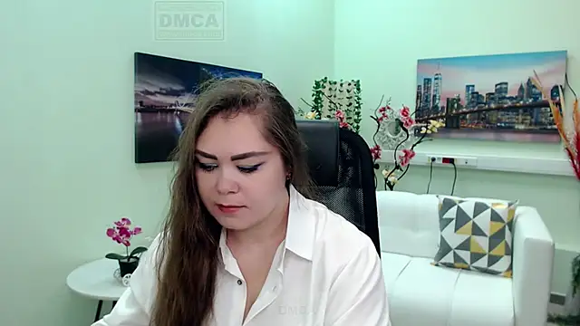 Susanna S online show from November 2025 06:36:02 AM