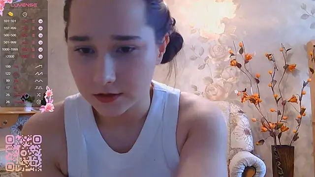 TianaMeiser online show from April 2026 01:04:02 PM