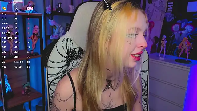 ElvenQueen online show from November 2025 04:11:02 PM