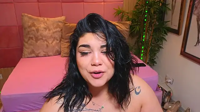 SpicyCarlaXX online show from March 2026 09:27:02 PM