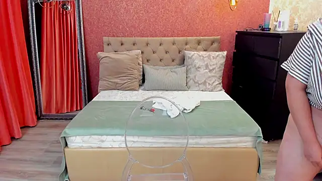 SpicyCarlaXX online show from May 2026 09:21:01 PM