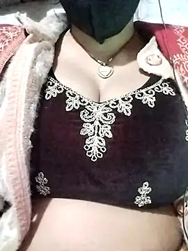 Snapshot of CUTE_123X chatting on November 2025 04:01:02 PM CUTE 123X online show from November 2025 04:01:02 PM