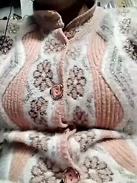 Snapshot of CUTE_123X chatting on December 2025 07:52:01 PM CUTE 123X online show from December 2025 07:52:01 PM