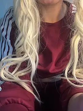 Manolya3434 online show from November 2025 10:32:02 PM