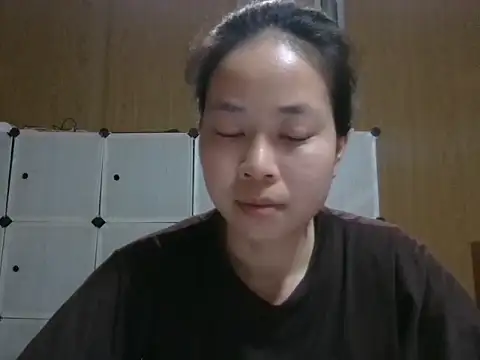 Cat-meow online show from May 2026 03:59:01 AM