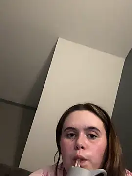 Blonde Bunny online show from March 2026 12:00:01 AM