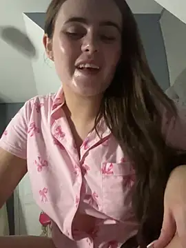 Blonde Bunny online show from February 2026 12:00:02 AM