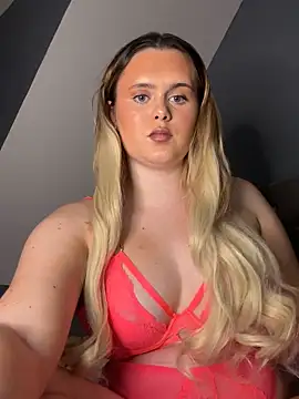 Blonde Bunny online show from November 2025 09:13:02 PM