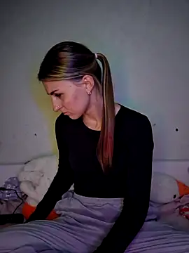 Snapshot of carolinakis_ chatting on February 2026 08:31:02 PM carolinakis online show from February 2026 08:31:02 PM