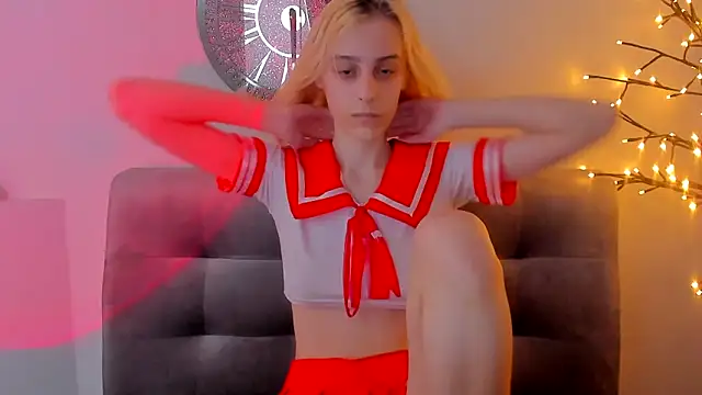 Snapshot of MiilaGlow chatting on February 2026 02:17:01 PM MiilaGlow online show from February 2026 02:17:01 PM