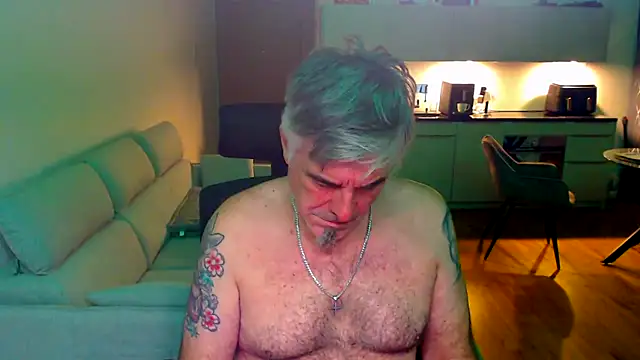 Buidapest online show from March 2026 04:12:01 AM