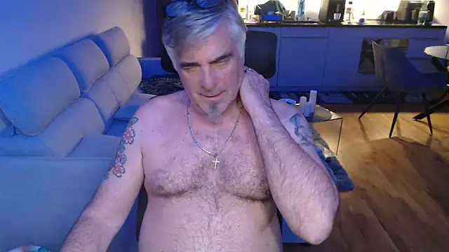 Buidapest online show from April 2026 05:57:02 PM