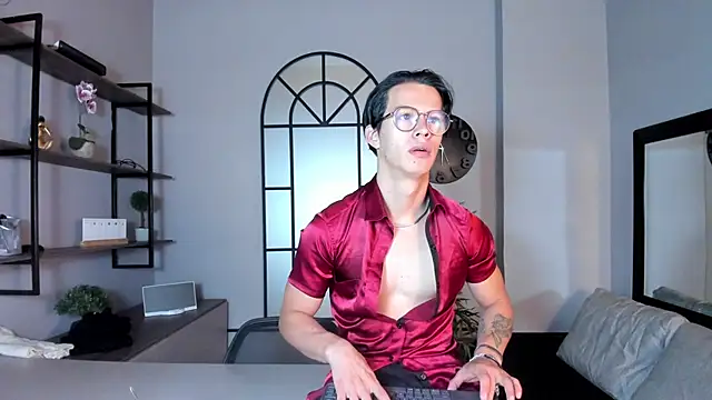 Snapshot of Brandon_starkk chatting on November 2025 11:58:01 AM Brandon starkk online show from November 2025 11:58:01 AM