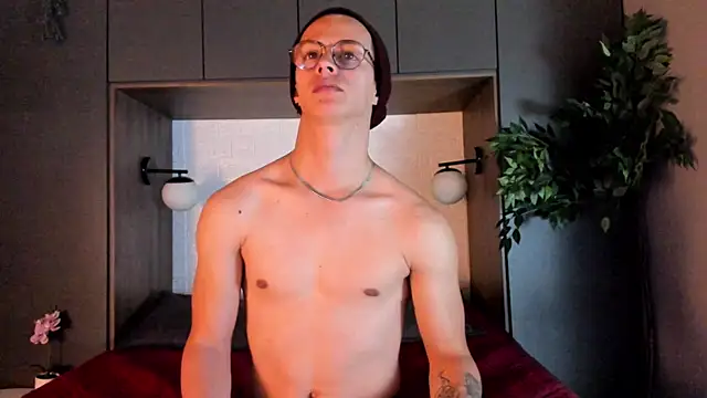 Brandon starkk online show from December 2025 12:09:02 PM